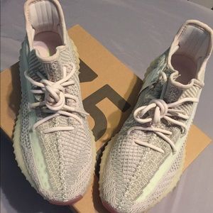 Yeezy Boost 350 V2 Citrin